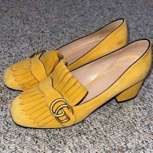 GUCCI YELLOW SUEDE LEATHER TASSELS DOUBLE G LOAFERS size 38
